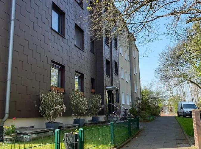 アパート Gemuetliche Zwischen Gruen Und Hbf