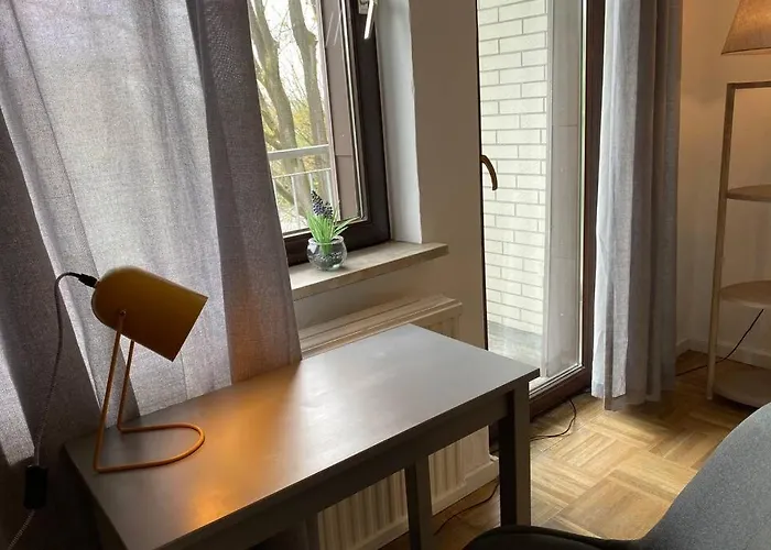 アパート Gemuetliche Zwischen Gruen Und Hbf *